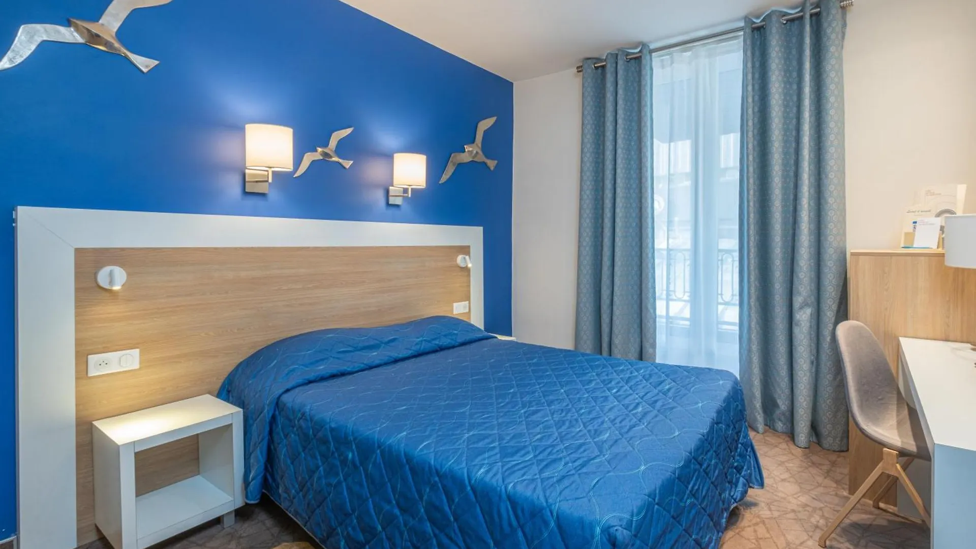 Hotel Terminus Montparnasse Paris