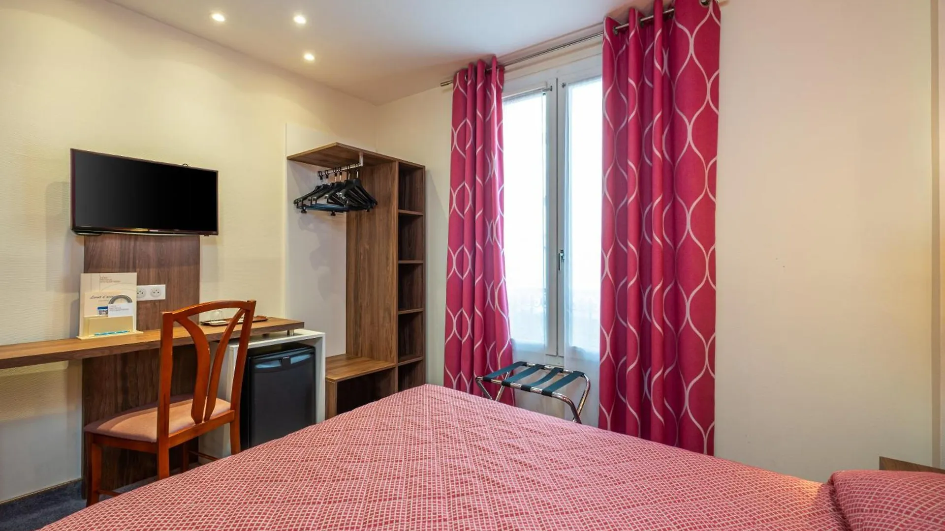 Hotel Terminus Montparnasse Paris